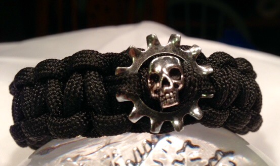 skull bead paracord bracelet