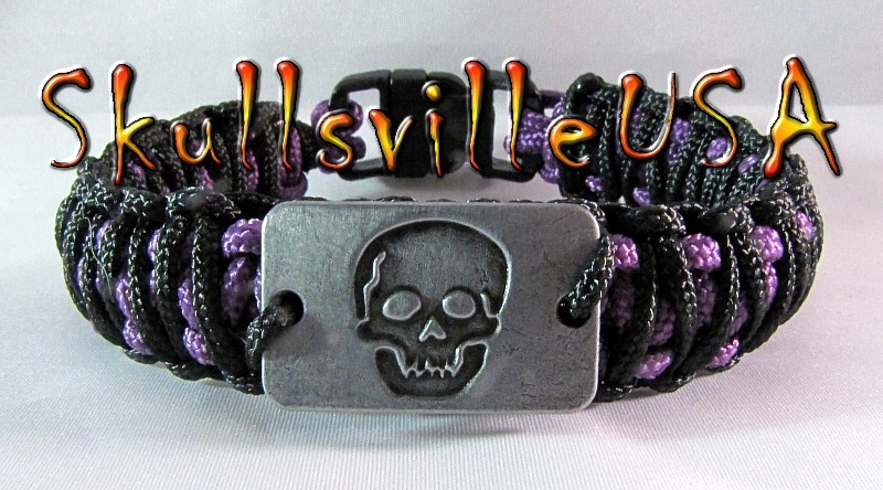 skull buckle paracord bracelet