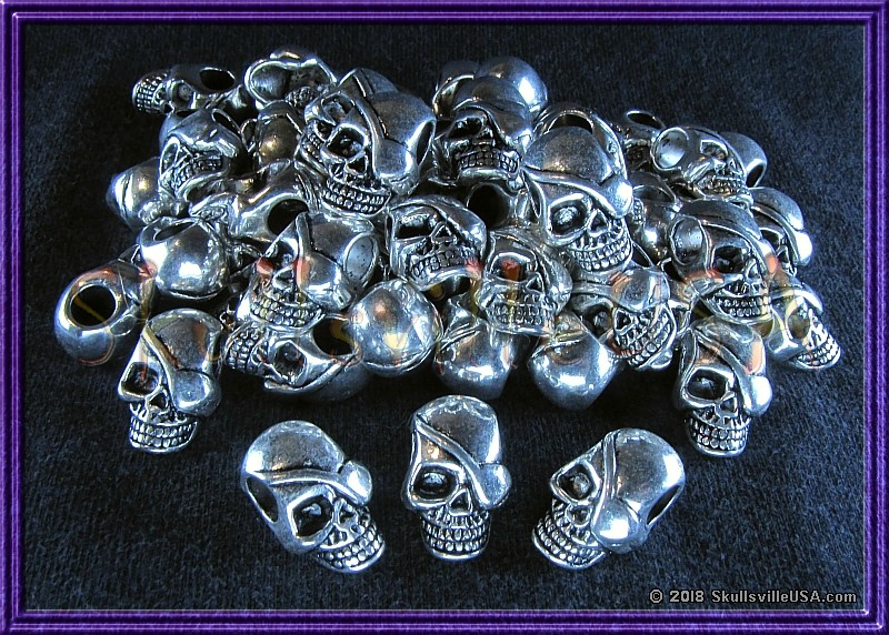 one-eyed jack skull beads